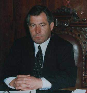 Якташыбыз, шагыйрь һәм фән докторы, профессор Рифат Җамалны туган көне белән котлыйбыз!
