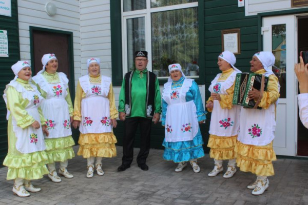 Ташкичүдә «Сөлгеле капка» фольклор фестивале узды 