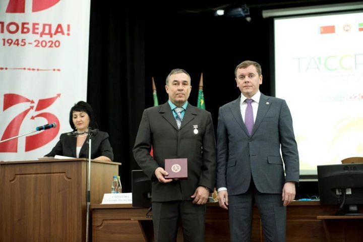 Россиядә аларны беләләр