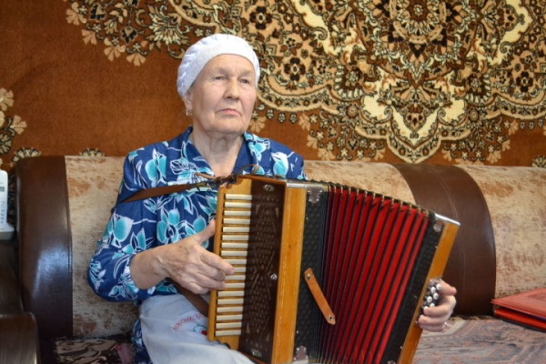 Сәнгатькә гашыйк Сөмәя апа