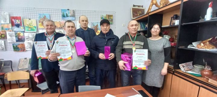 Ветераннар көч сынашты