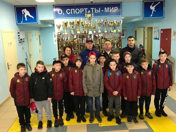 Сочида көндәшләрен таң калдырган "Ястребы" хоккей командасы Арчада