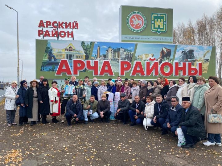 Россиянең татар журналистлары Арча районына килде