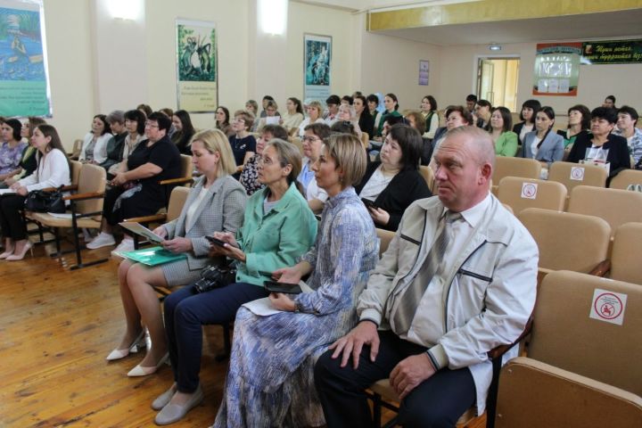 Арчада республика китапханәчеләре киңәште