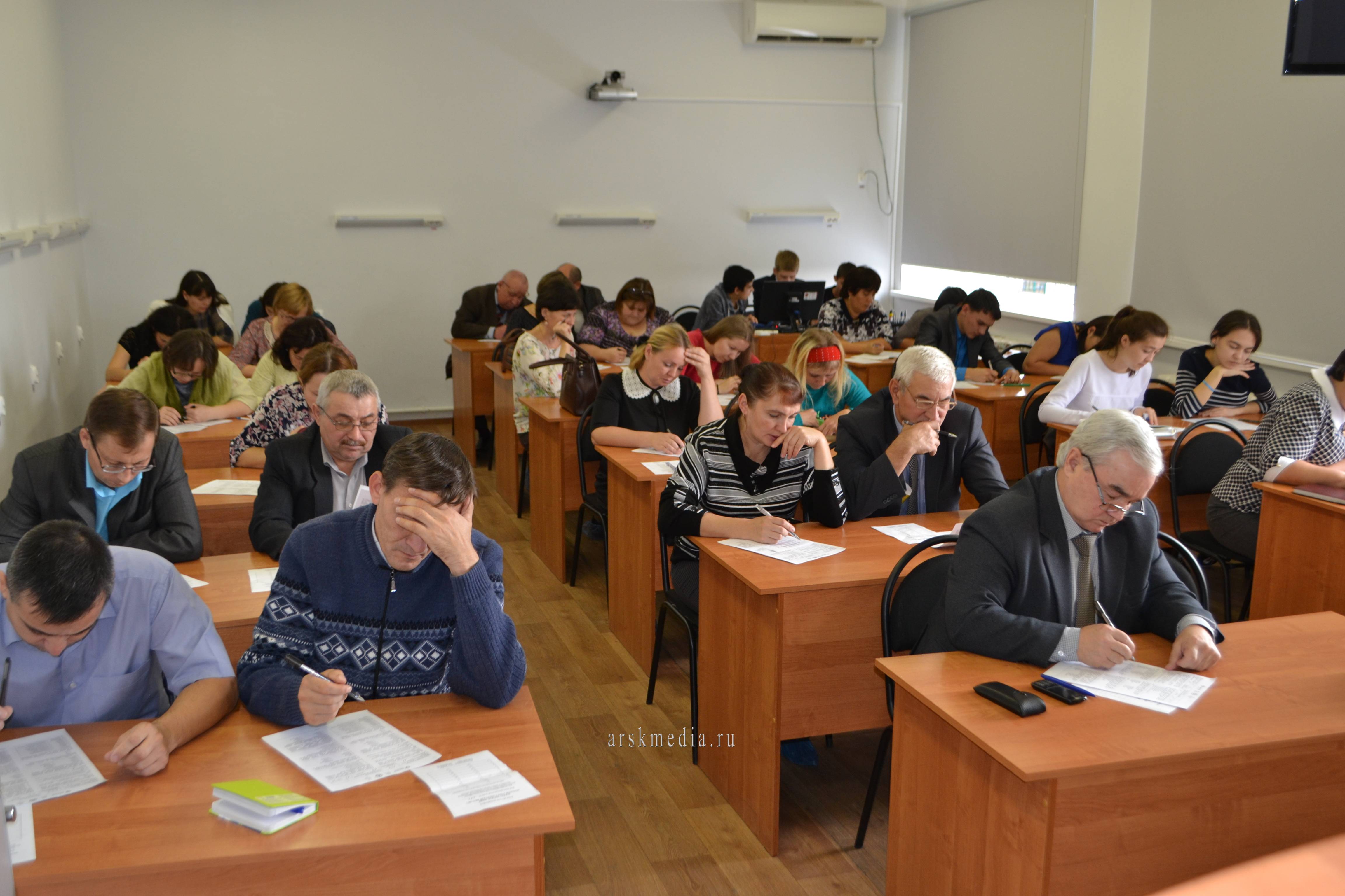 Арчада зур этнографик диктантны 120 кеше язды