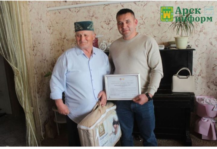 Арча шәһәрендә яшәүче хезмәт ветераны Илгиз Бәйрәмовка 75 яшь тулды