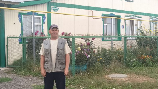 Айваным... еракларга таралсын даның!