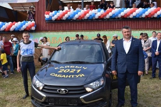 Кайбычта ат ярышларының төп призы – машина Арча районына кайтты